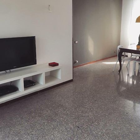 Sunny Family Apartment In Villa - Humanitas Forum Ieo 피에베엠마뉴엘레 외부 사진