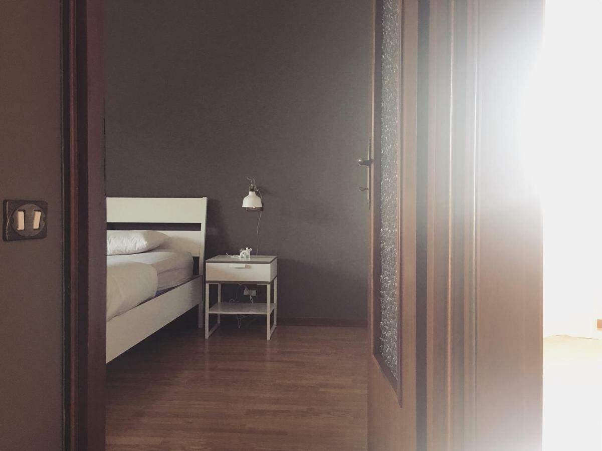 Sunny Family Apartment In Villa - Humanitas Forum Ieo 피에베엠마뉴엘레 외부 사진
